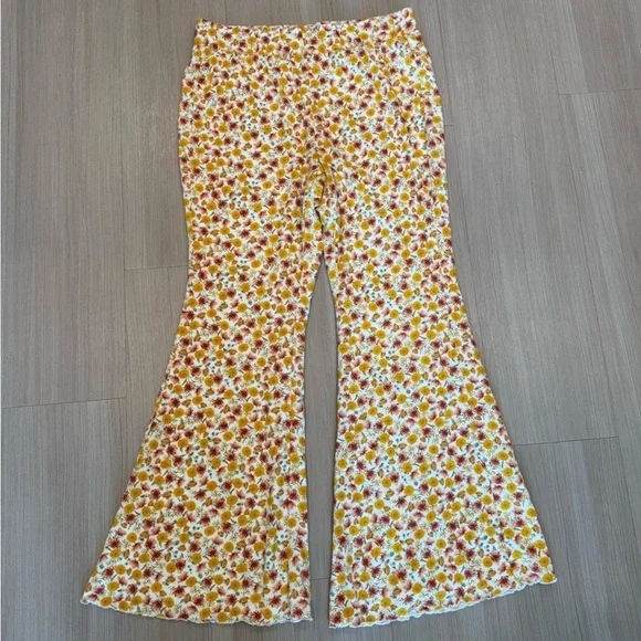 Torrid Festi Super Soft Slub Flare Leg Pant Size 1 - Picture 7 of 7